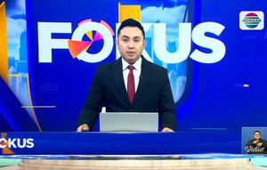 Fokus edisi (11/11) dengan beberapa topik pilihan di antaranya, Tebing Longsor Timpa Pemotor, Satu Orang Tewas, Atap Bangunan Ambruk Diterjang Angin Kencang, Monyet Lepas Ganggu Upacara Hari Pahlawan.