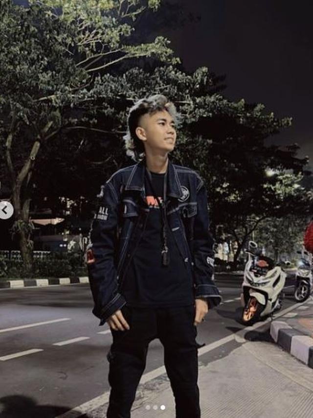 6 Potret Alif Cepmek Viral Lagi Gara-Gara Rambut Ceprang, Netizen: Varian Baru