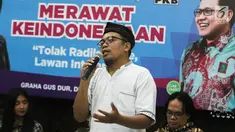 Mantan terpidana teroris Kurnia Widodo memberi penjelasan terkait teroris dalam diskusi di DPP PKB, Jakarta, Minggu (23/7). Diskusi bertemakan "Merawat Keindonesiaan Tolak Radikalisme, Lawan Intoleransi". (Liputan6.com/Faizal Fanani)