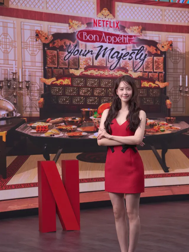 YoonA SNSD belajar masak untuk perannya sebagai chef. Dok. Netflix