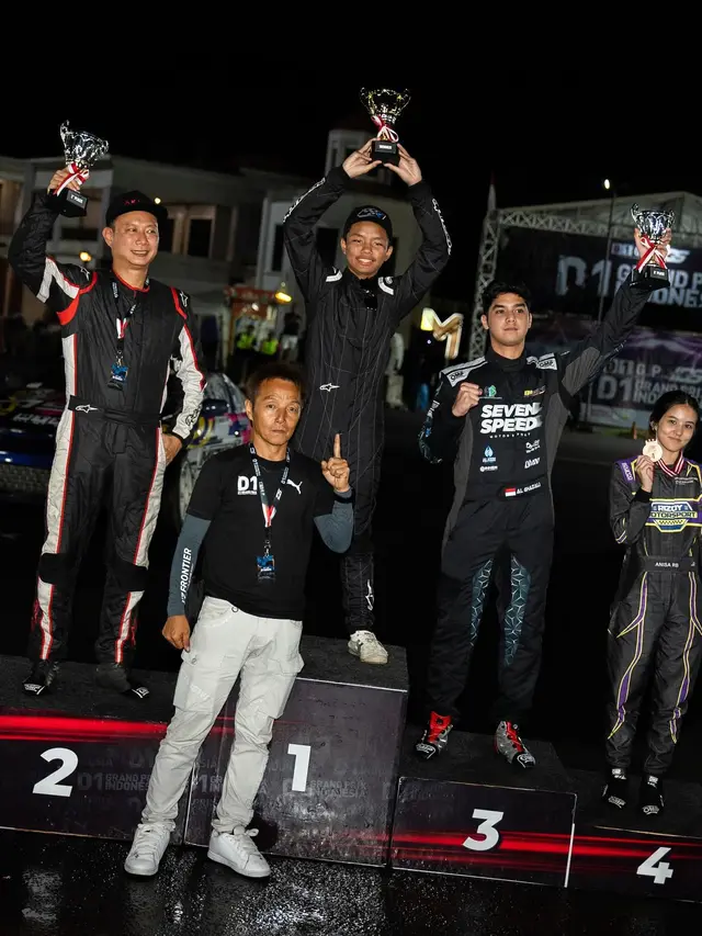 7 Potret Al Ghazali Raih Juara 3 Ngedrift, Peluk Mesra Alyssa Daguise Jadi Sorotan