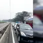 Antrian kendaraan  jelang pintu keluar Tol Merak (Istimewa)