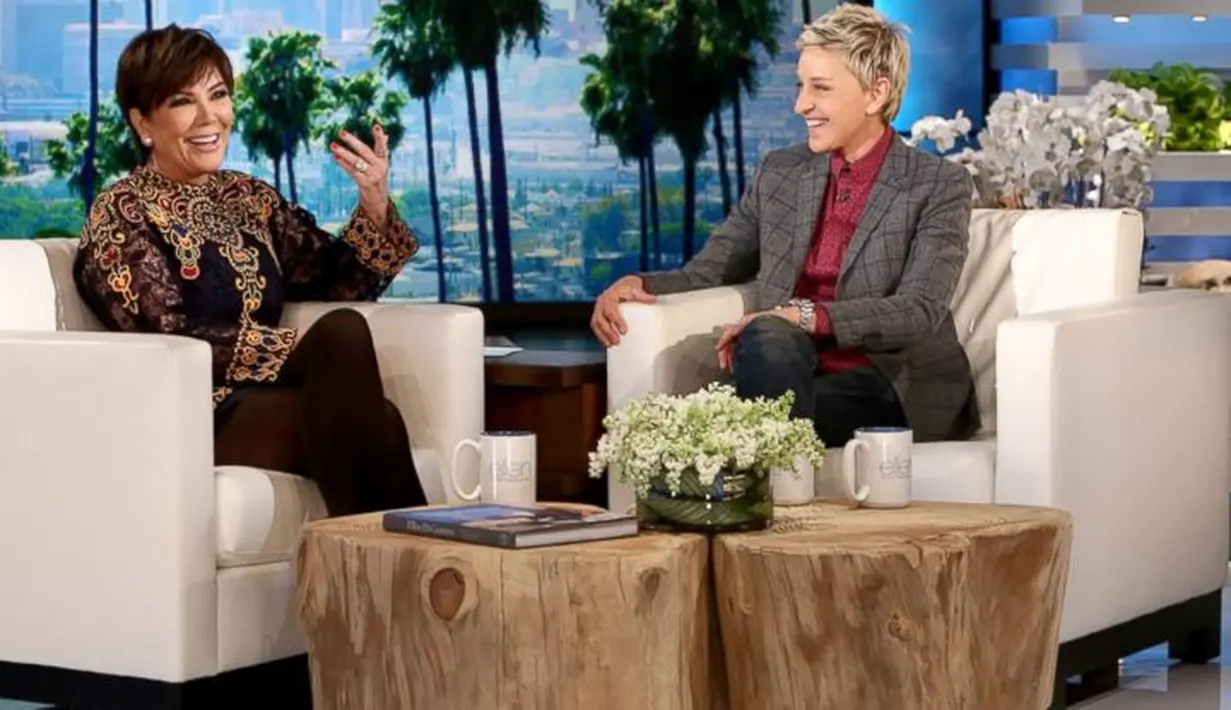 Lewat wawancaranya dengan Ellen DeGeneres dengan Elle DeGeneres, Kris pun buka suara mengenai keadaan Khloe. (ABC News)