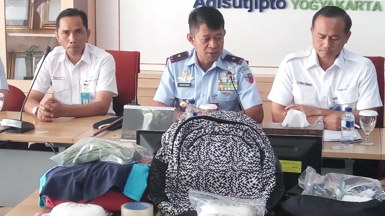 Penyelundupan Sabu di Bandara Adisutjipto