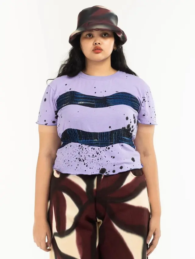 7 Potret Shahnaz Indira, Model Asal Indonesia yang Debut di London Fashion Week 2023