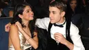 Meski kini tengah berpisah, Selena dan Justin masih saling kontak. (intouchweekly-getty images)