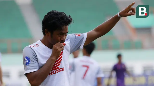 Foto: Gol Injruy Time Ilham Udin Armaiyn Tentukan Kemenangan PSM Makassar atas Persik Kediri dalam Pekan ke-4 BRI Liga 1 2021 / 2022