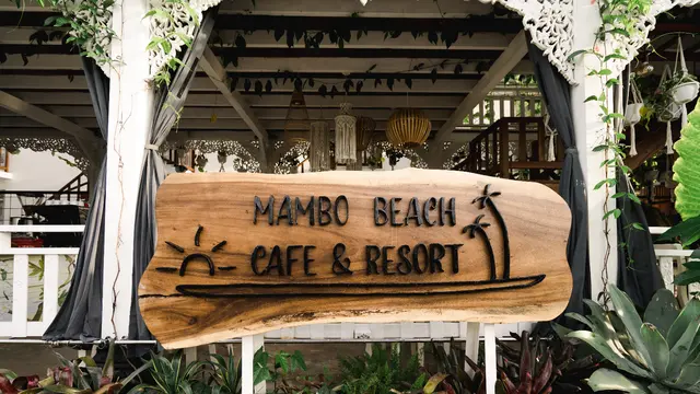 Rekomendasi Tempat Makan Enak di Nusa Penida Bali yang Halal
