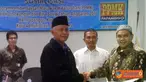 Citizen6, Papanggo:  Dana tersebut dialokasikan untuk program Bina Fisik Lingkungan di masing-masing RW se-kelurahan Papanggo sebagai upaya meningkatkan kualitas lingkungan sehat dan terawat. (Pengirim: Budi Sasmito)