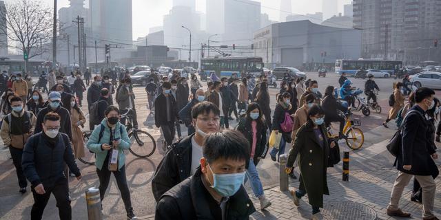 ADB Ramal Pertumbuhan Ekonomi Asia dan Pasifik Melambat Imbas Konflik Timur Tengah