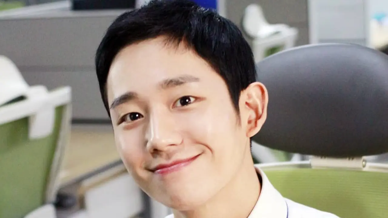 [Bintang] Mengejutkan, Ini Penghasilan Jung Hae In dari Iklan
