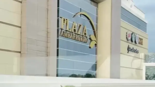 7 Rekomendasi Tempat Wisata Tahun Baru di Jogja untuk Nonton Pesta Kembang Api. (instagram/plazaambarrukmo)