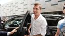 Striker Kroasia, Mario Mandzukic tiba di markas Juventus di Turin untuk menandatangani kontrak dan menjalani tes medis. (Juventus.com)