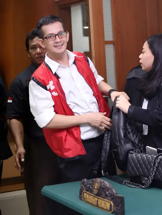 Sidang perkara kasus penyalahgunaan narkoba Jupiter Fortissimo memasuki tahap akhir. Selasa, (29/11/2016) majelis hakim Pengadilan Negeri Jakarta Barat memvonis hukuman 2,5 tahun penjara. (Nurwahyunan/Bintang.com)