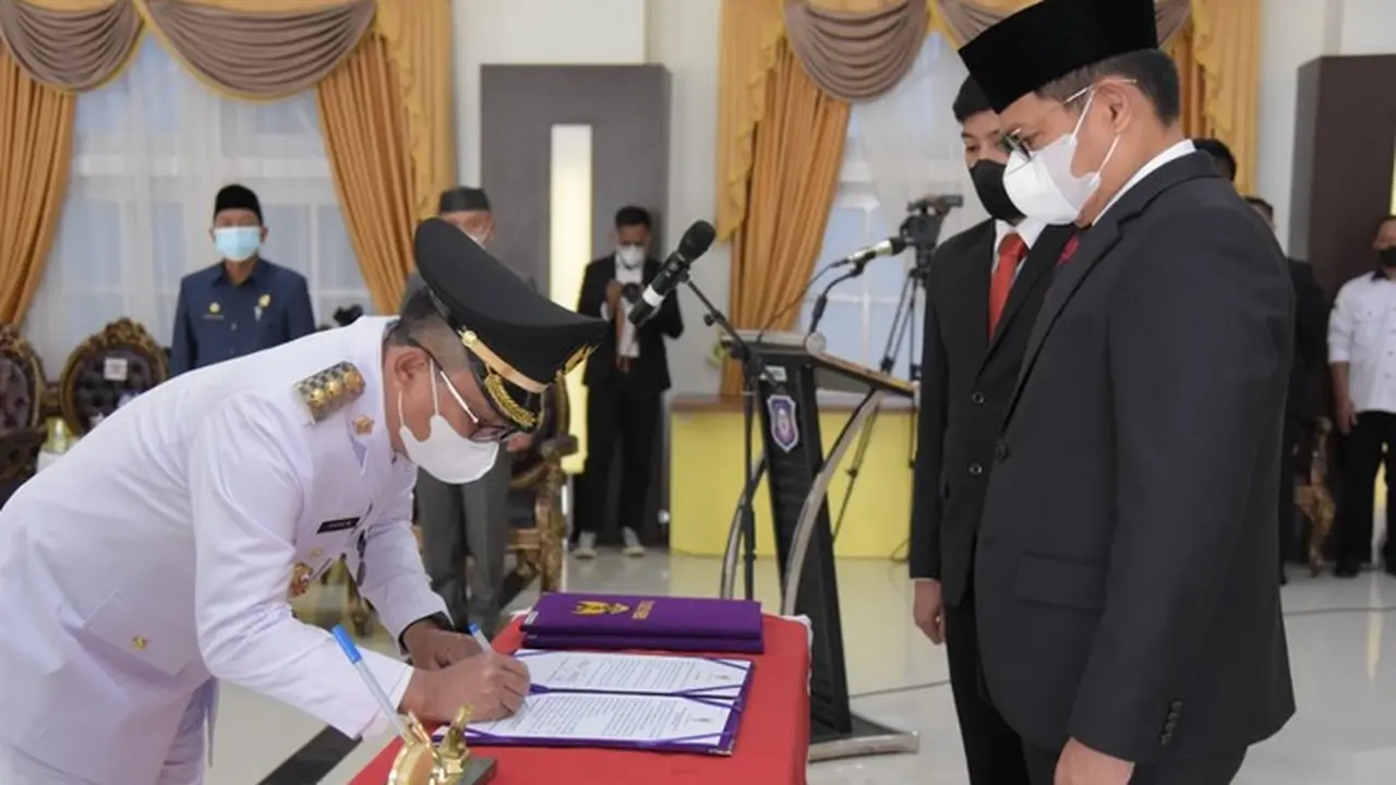Thariq Modanggu akhirnya dilantik menjadi bupati definitif