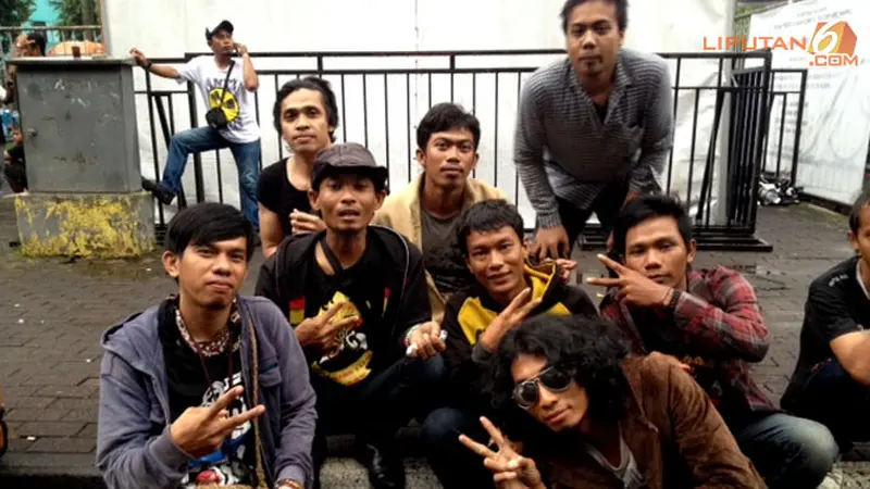 slanker-131213b.jpg