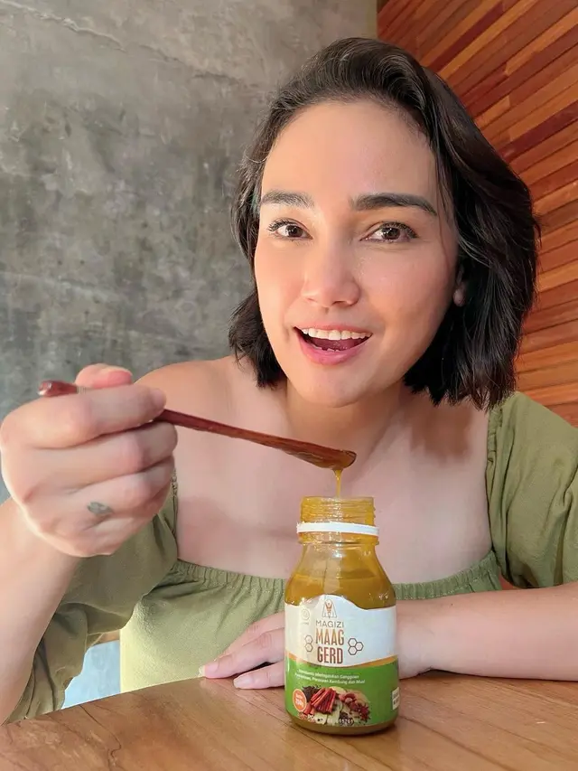 Feby Febiola makin cantik setelah sembuh dari kanker ovarium