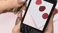 Di Tengah Mobilitas Tinggi, Blush Stick Jadi Solusi Praktis untuk Rona Pipi Instan