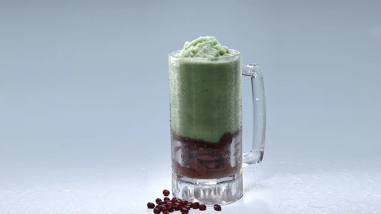 [Bintang] Seperti di Kafe, Ini Resep Green Tea dan Chocolate Ice Blended