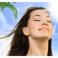 Saat musim panas kita pasti berkutat dengan masalah kulit seperti kulit kering dan terbakar sinar matahari yang berbahaya. (foto: google.com)