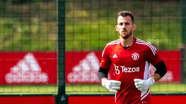 Foto: Momen Antony dan Dubravka Latihan Perdana Bersama MU