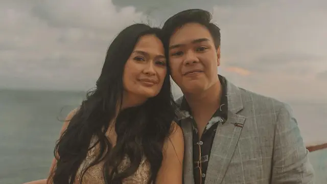 Kebersamaan Jeje Soekarno dengan Sang Ibu Donna Harun