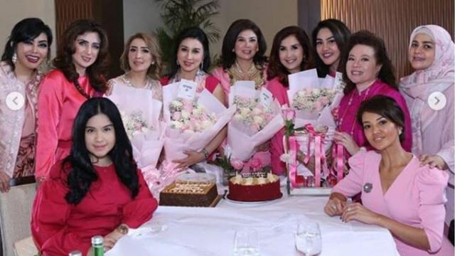 Annisa Pohan dan geng Arisan Lovely