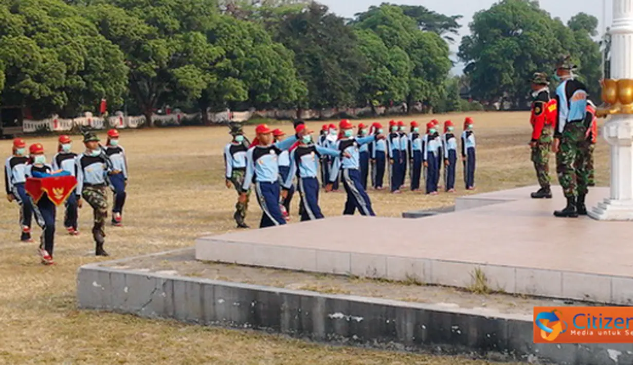 Citizen6, Subang: Sekitar delapan personel Lanud Suryadarma dan 45 personel prajurit Kompi “ B ” BS Paskhas, terlibat dalam pelatihan serta pelaku Pasukan Pengibar Bendera Pusaka (Paskibraka) Kabupaten Subang. (Pengirim: Dodo)