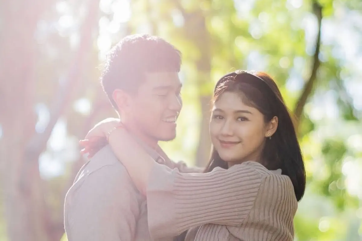 Romantis & Penuh Kehangatan, Gaya Kaesang Pangarep dan Erina Gudono Rayakan Valentine 2025 Bersama Putri Kecil