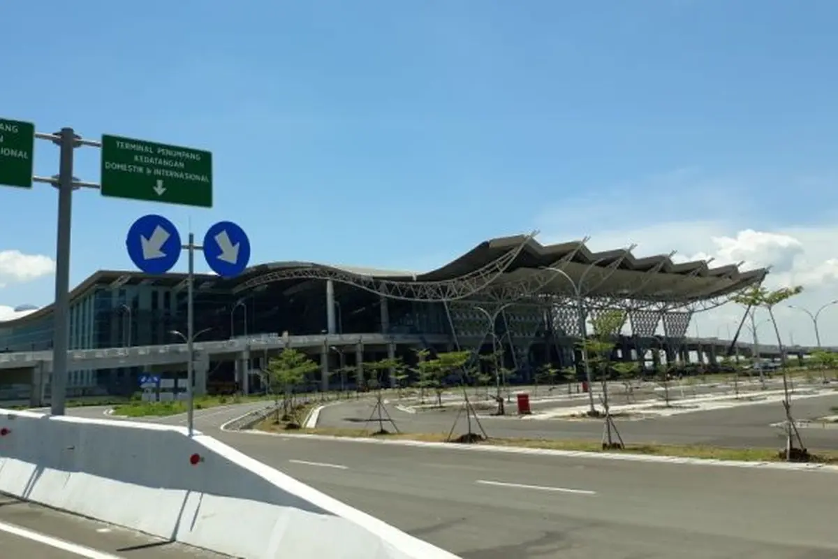 Progres pembangunan Bandara Kertajati atau Bandara Internasional Jawa Barat (BIJB), Rabu (4/4/2018). (Ilyas/Liputan6.com)