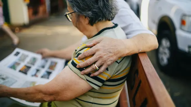 Gejala penyakit Alzheimer biasanya berkembang secara bertahap