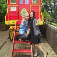 Bersama Mama./Copyright Dinda Ayur