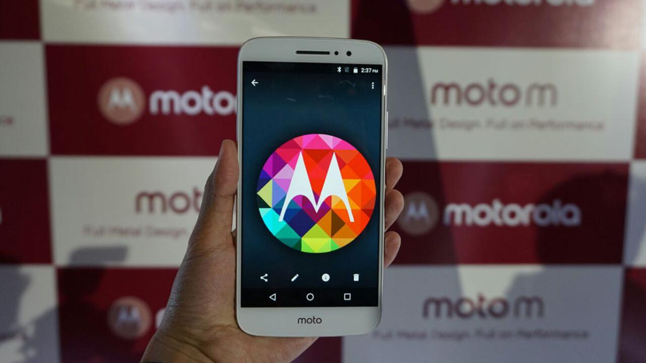 Moto M 