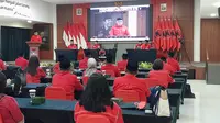 Sekjen PDIP Hasto Kristiyanto memberikan pengarahan di Sekolah Partai DPP PDIP Lenteng Agung, Jakarta, Minggu (30/10/2022). (Liputan6.com/ Ady Anugrahadi)