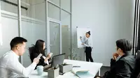 7 Tips Mix and Match Office Look, Tetap Modis dengan Sentuhan Kenyamanan
