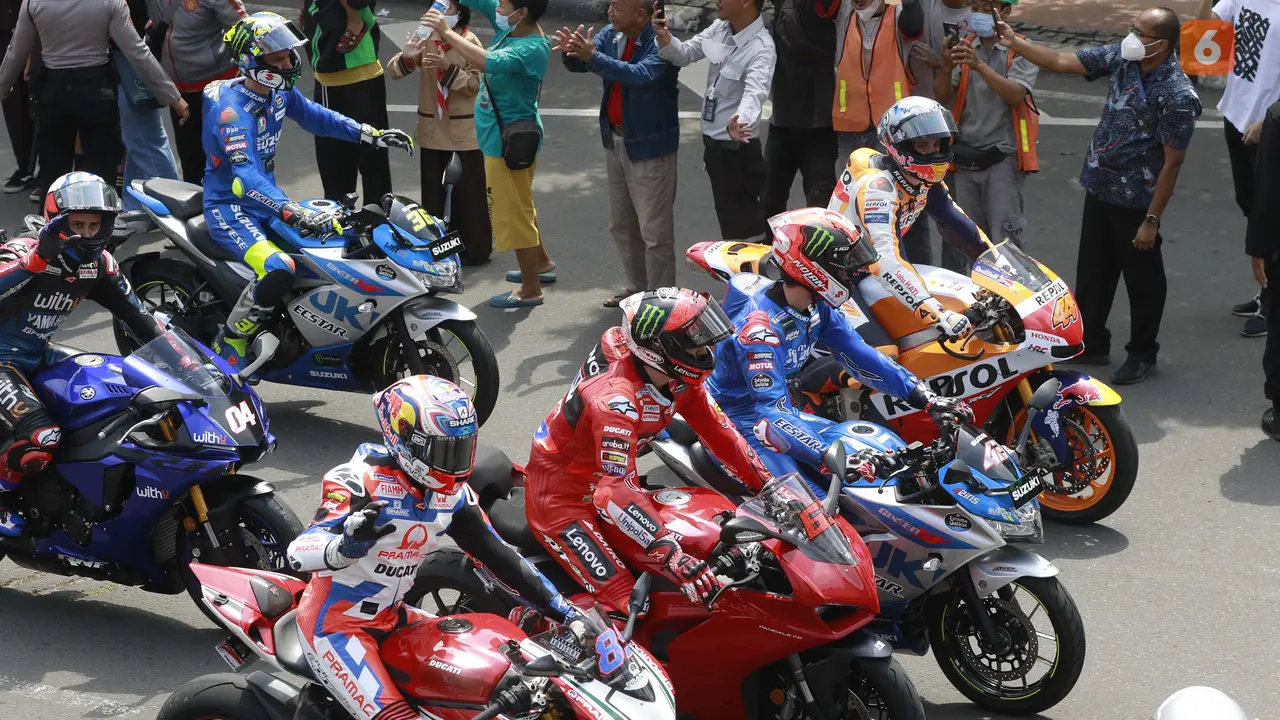 Foto: Tidak ada Yamaha di Barisan Depan, Marc Marquez Pimpin Konvoi Parade MotoGP di Jakarta
