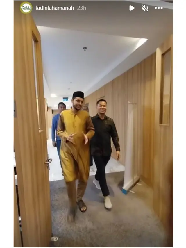 6 Potret Zaskia Gotik Berangkat Umrah Usai Sirajuddin Machmud Diperiksa KPK