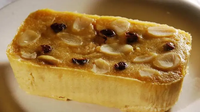 Resep Puding Roti untuk Camilan Menyenangkan di Rumah