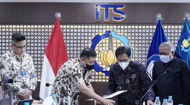 Kerja sama ITS Surabaya dengan BTI Defence menggarap sektor pertahanan. (Dian Kurniawan/Liputan6.com).