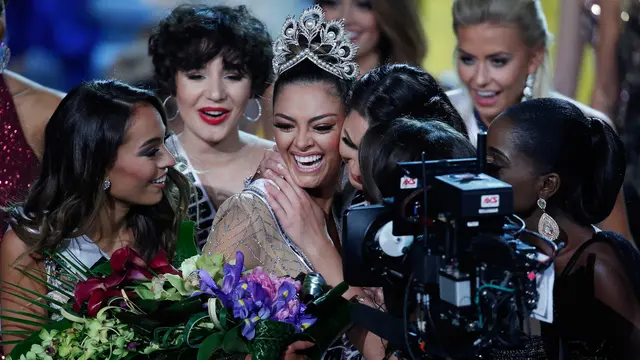 Kontestan Afrika Selatan Rebut Miss Universe 2017