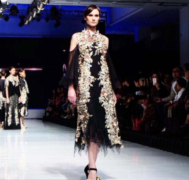 10 Gaun Pesta Yang Bikin Kamu Cantik Dan Mempesona Fashion