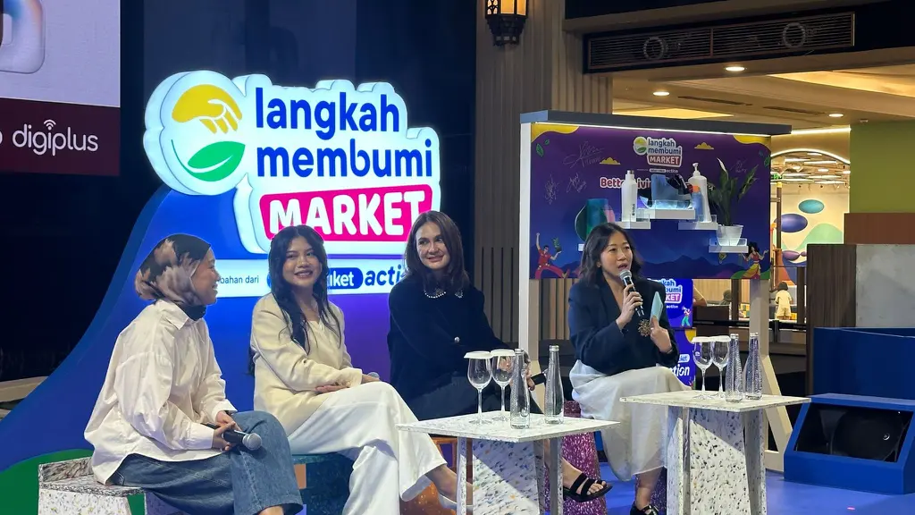 nspiring Talk ‘Cantik Itu Harus Seperti Apa Sih?’ di Langkah Membumi Market 2026. ©Fimela/Wuri Anggarini