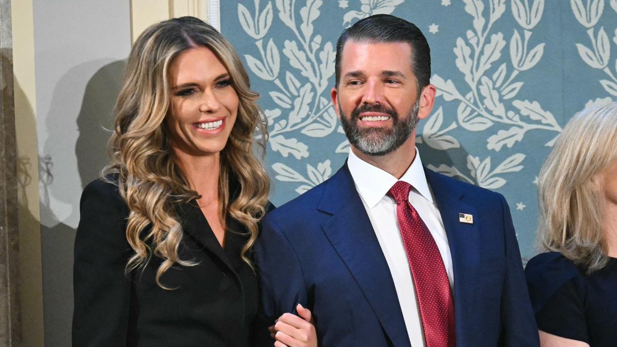 Donald Trump Jr - Bettina Anderson Gelar Pesta Nikah di Pulau Privat, Batasi Tamu Undangan
