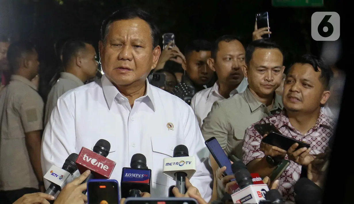 Prabowo mengatakan telah menerima sejumlah tokoh yang akan diajak bergabung sebagai menteri di kabinet pemerintahannya. (Liputan6.com/Herman Zakharia)