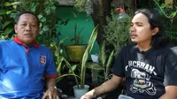 Mantan striker Barito Putera dan PKT Bontang di era 1990-an, Joko Hariyanto. (Dok. YouTube Omah Balbalan)