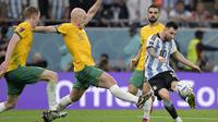 Lolos dari fase grup dengan status juara Grup C, Argentina berjumpa Australia di babak 16 besar (3/12/2022). Lionel Messi kembali mencetak 1 gol dalam laga yang berkesudahan 2-1 untuk kemenangan Tim Tango. (AFP/Juan Mabromata)