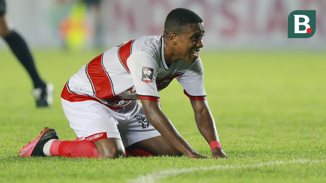 FOTO: Wajah Lesu Pemain Madura United Usai Dibungkam Persebaya Surabaya di Piala Menpora