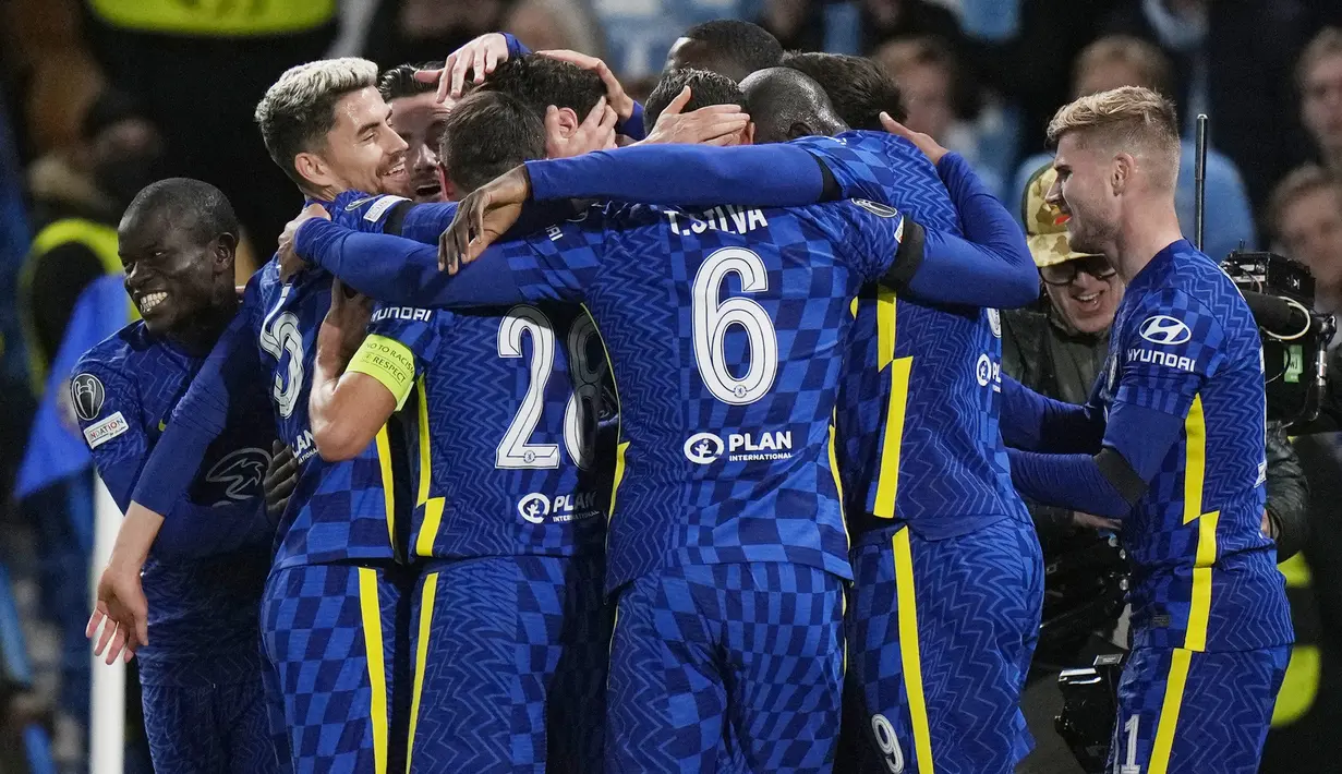 Kemenangan ini membuat Chelsea mengoleksi 6 poin dari 3 laga, dan berada di posisi dua Grup A di bawah Juventus yang menorehkan 9 poin. (AP/Alastair Grant)
