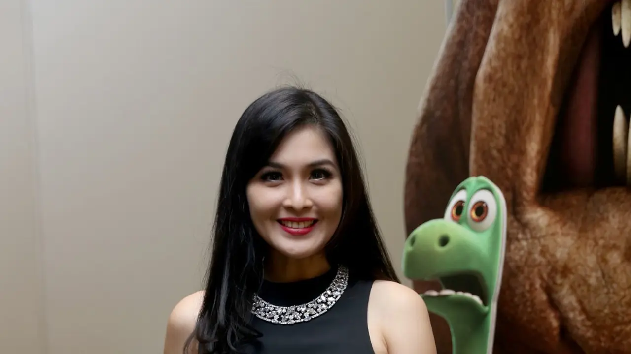 Sandra Dewi