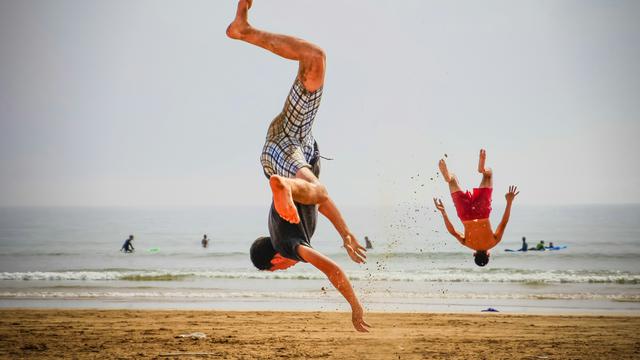 Ilustrasi gerakan salto